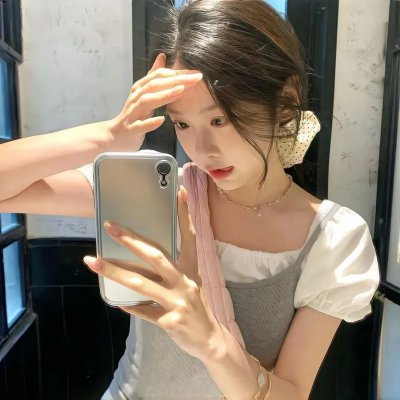 暗红